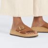 Almina en cuir nubuck couleur noyer Almina en cuir nubuck couleur noyer