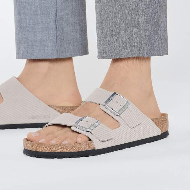 Arizona en cuir suédé gaufré Arizona en cuir suédé gaufré