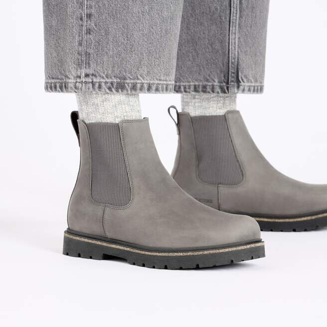 Bottes mi-hautes Highwood Slip-on pour femme en cuir nubuck Bottes mi-hautes Highwood Slip-on pour femme en cuir nubuck
