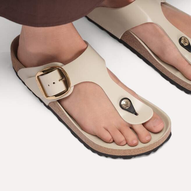 Gizeh Big Buckle Cuir naturel verni Gizeh Big Buckle Cuir naturel verni