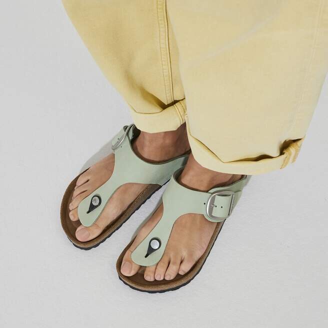 Gizeh Big Buckle Cuir nubuck Matcha Gizeh Big Buckle Cuir nubuck Matcha