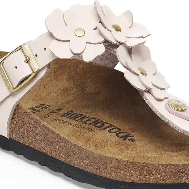 Ornement floral Gizeh en cuir naturel Ornement floral Gizeh en cuir naturel