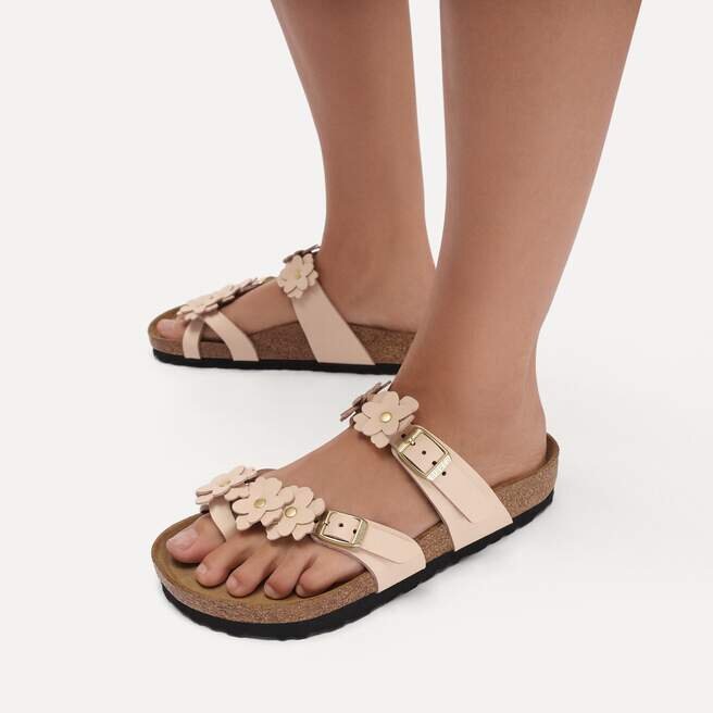 Ornement floral Mayari en cuir naturel Ornement floral Mayari en cuir naturel