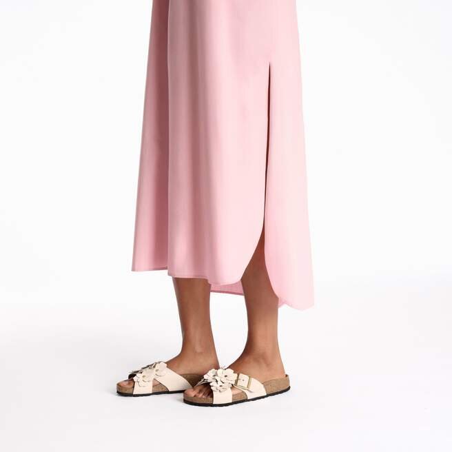 Ornement floral Siena en cuir naturel Ornement floral Siena en cuir naturel