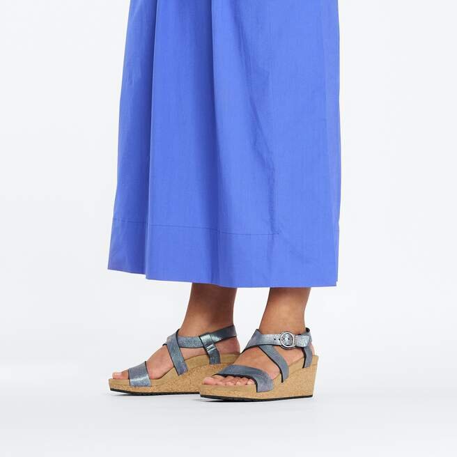 Sibyl à boucle anneau en cuir nubuck Sibyl à boucle anneau en cuir nubuck